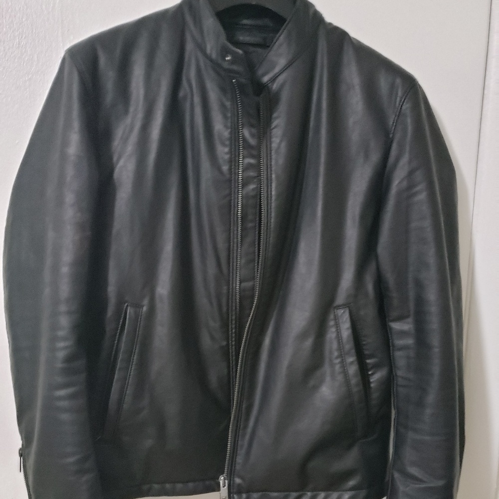 Uniqlo men's leather jacket in black